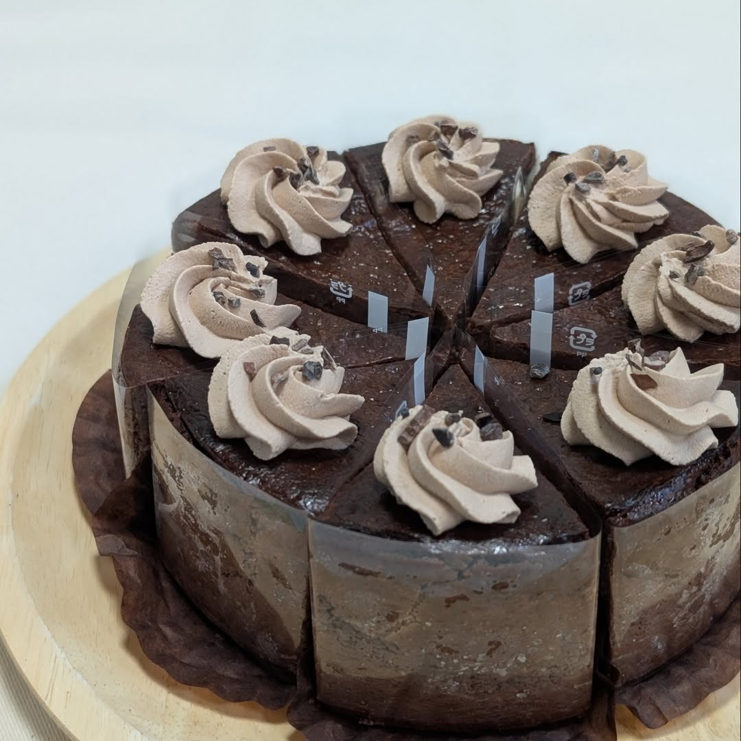 ショコラバスクチーズケーキ